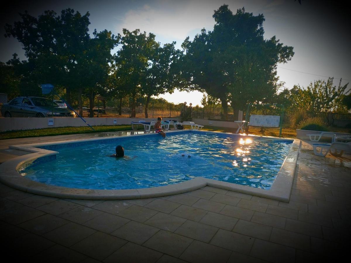 Kaja House Apartments Lozovac Luaran gambar