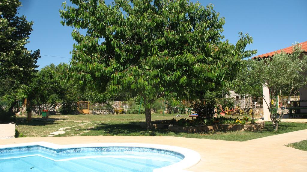 Kaja House Apartments Lozovac Luaran gambar