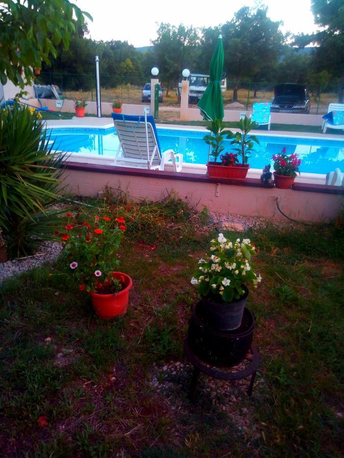 Kaja House Apartments Lozovac Luaran gambar