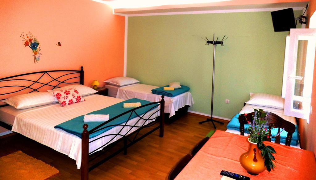 Kaja House Apartments Lozovac Bilik gambar